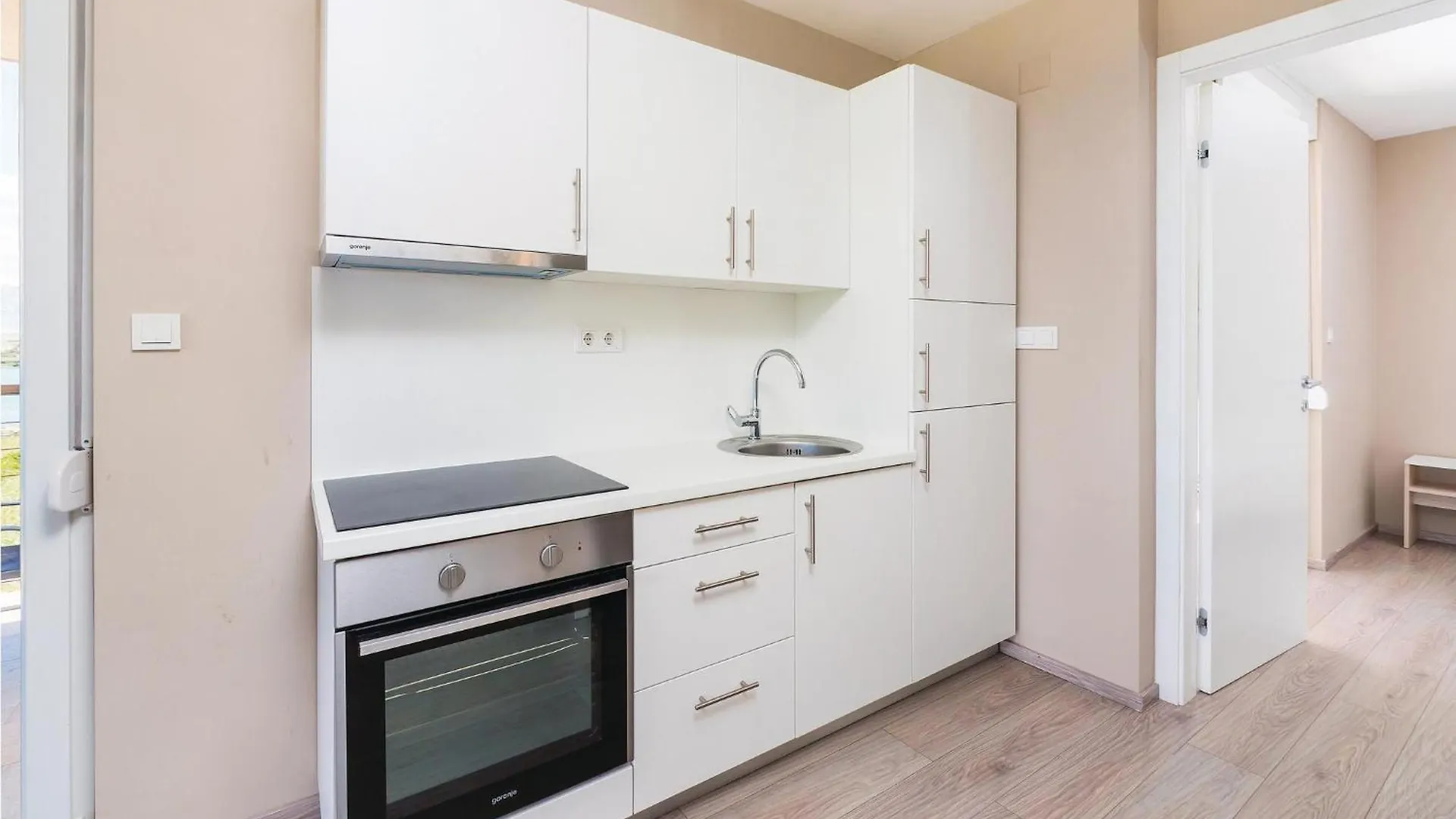 Awesome Apartment In Povljana With Kitchen